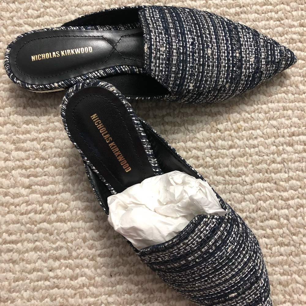 -Nicholas Kirkwood Flats